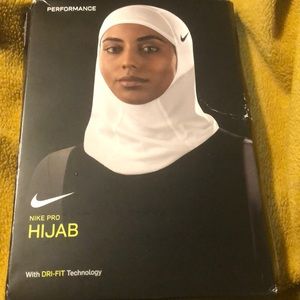 Nike Hijab